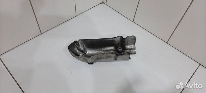 Экран тепловой правый (Kia Mohave)