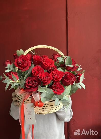 Корзины с розами