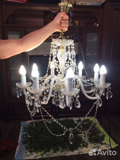 Шикарная хрустальная люстра