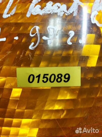 Поворотник левый Volkswagen Passat B5