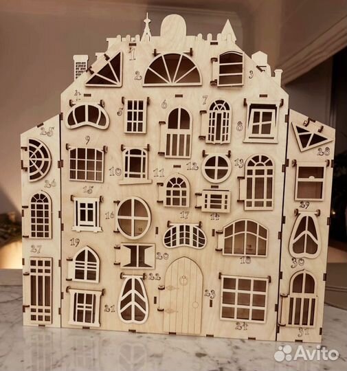 Адвент календарь деревянный с выдвижными ящиками