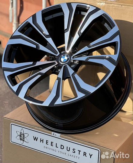 Кованые диски R23 BMW X7 G07