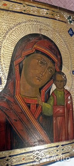 Старинная икона Богоматери