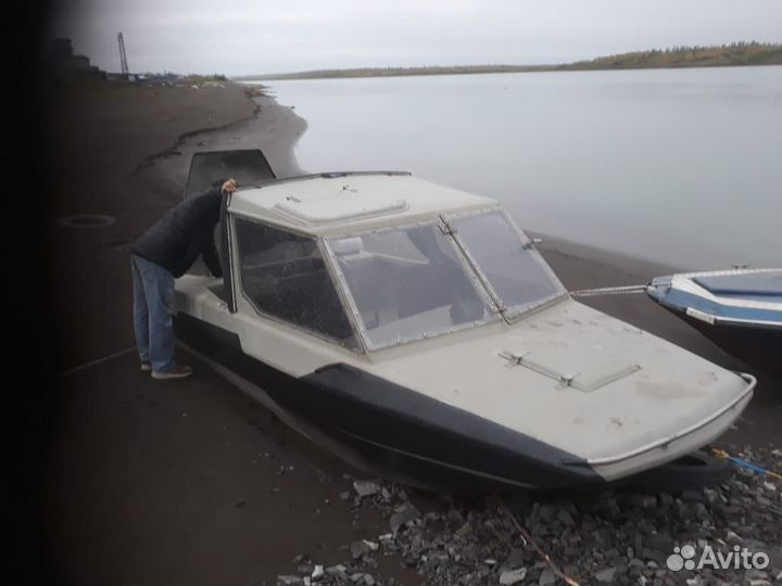 Продам лодку