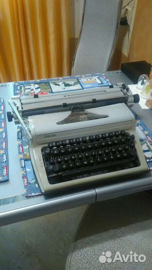 Пишущая машинка