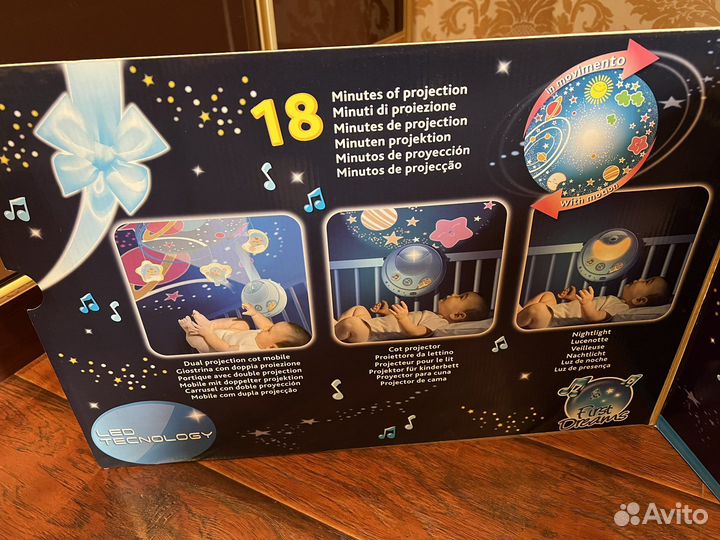 Мобиль на кроватку с проектором Chicco