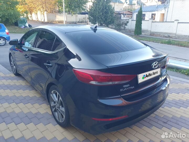 Hyundai Elantra 2.0 AT, 2017, 94 000 км