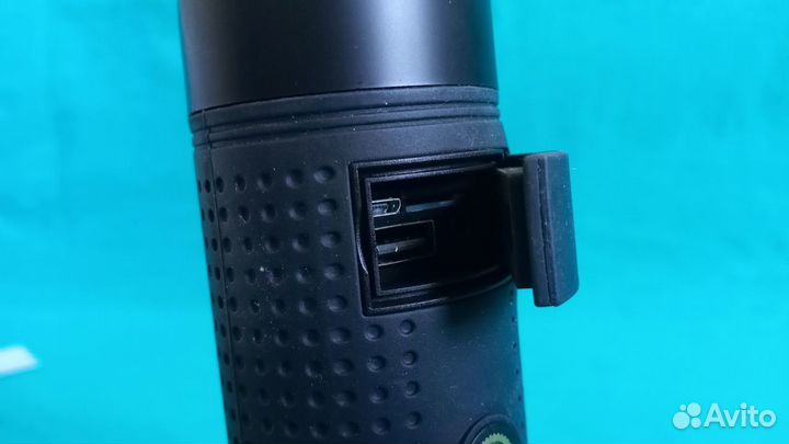 Новая колонка с фонарем и креплением на велосипед