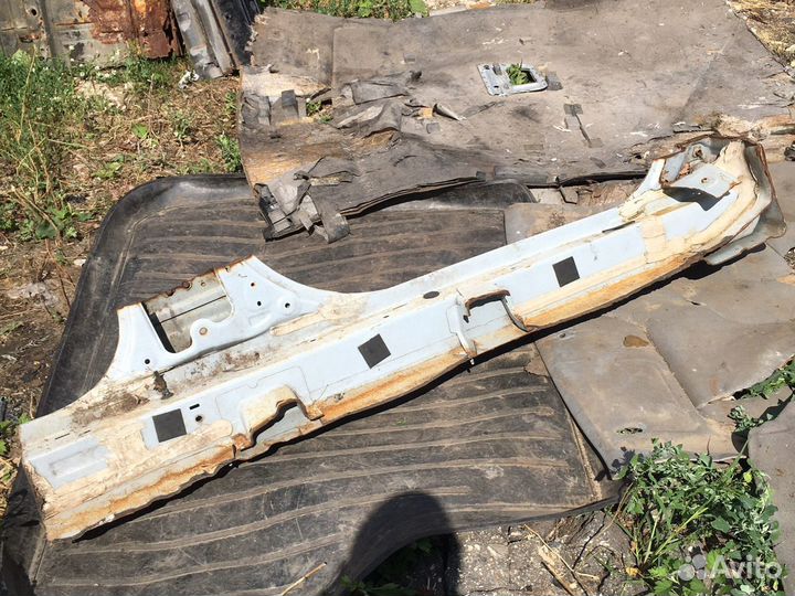 Порог левый Kia Ceed JD