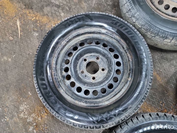 Bridgestone Ice Cruiser 7000 195/65 R15 91T