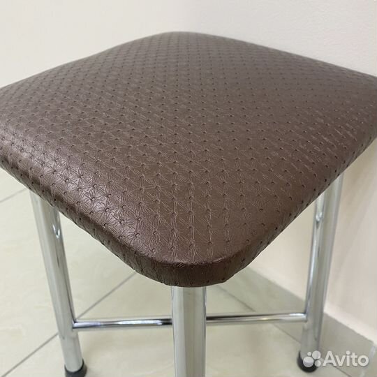 Табурет / кухонный / в наличии / новый