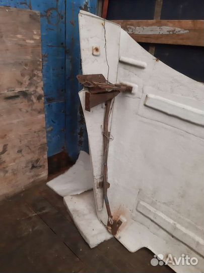 Спойлер на Мерседесе актрос мп1