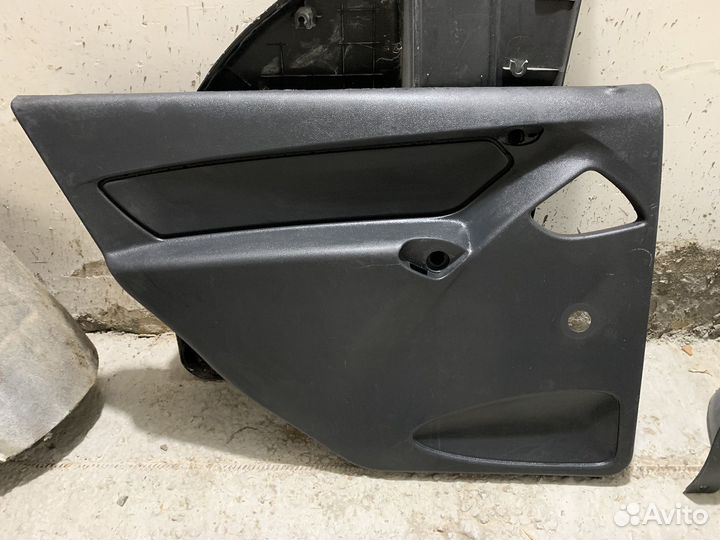 Дверные карты LADA granta