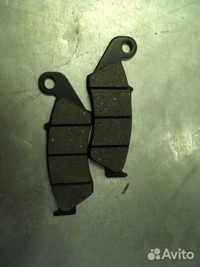 Передние тормозные колодки для мотоцикла