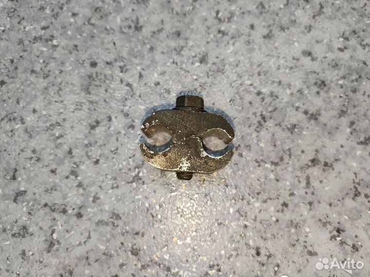 1749100 Хомут топливных трубок scania скания