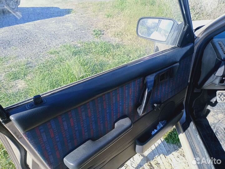 Mazda 323 (BG) 1993 разбор на запчасти