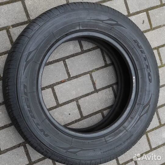 Nitto NT860 215/65 R16