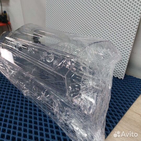 Стекла фар Toyota Land Cruiser 200