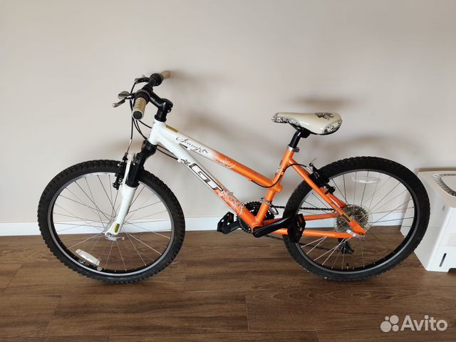 Велосипед подростковый GT Laguna 24