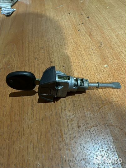 Личинка замка водителя Hyundai Elantra 4