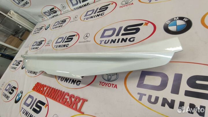 Спойлер Lexus LX570 с 2016 Wald