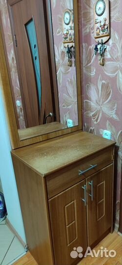 Прихожая с зеркалом