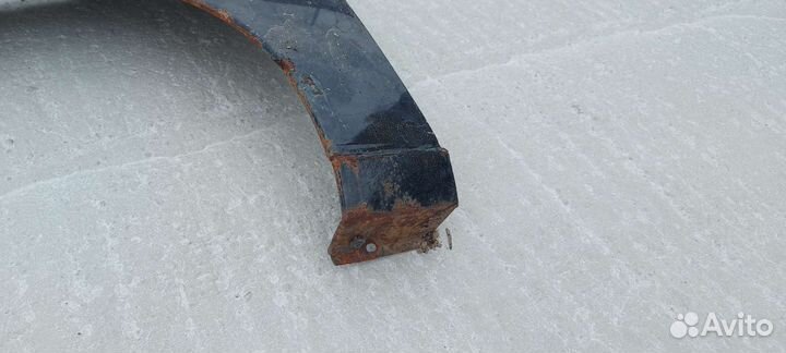 Форд фокус 1 крыло левое переднее