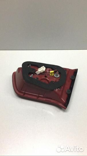 Фонарь зад KIA Sportage левый 924053w010