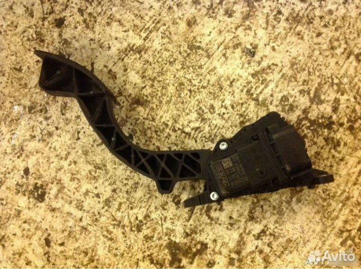 Педаль электронная Ford Focus 2