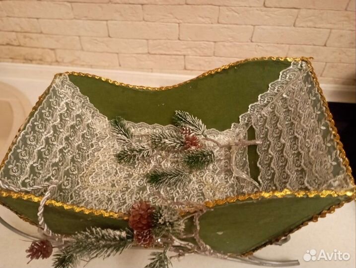 Декоративные новогодние сани б. у