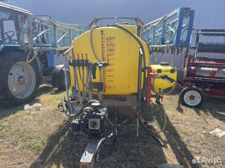 Опрыскиватель Юнавэкс КР2500-18-П, 2010