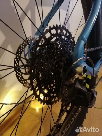 Велосипед Mongoose tyax expert air sx 27.5