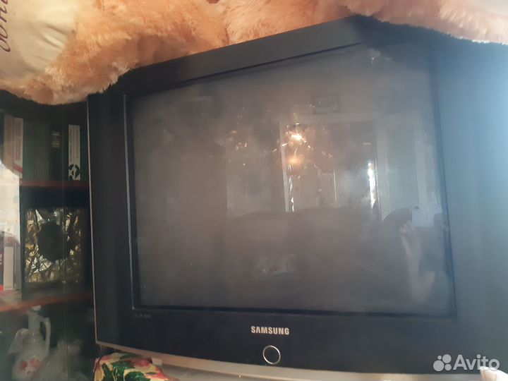 Машинка и телевизор