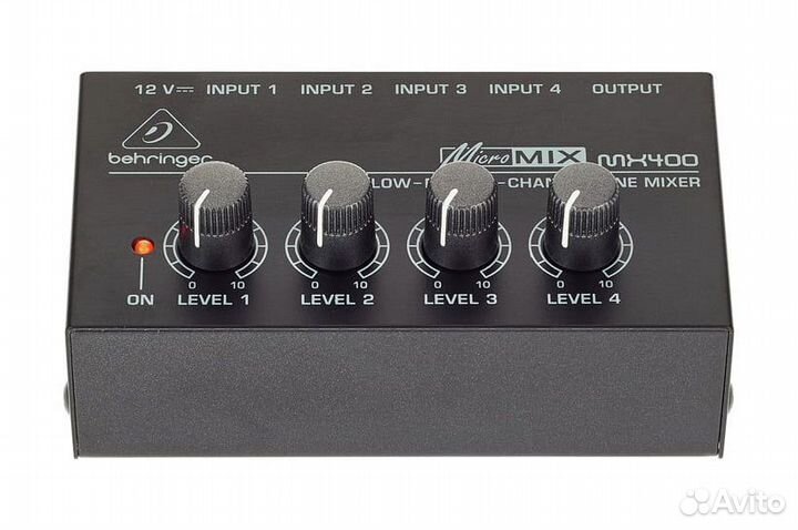 Микшерный пульт Behringer MX400