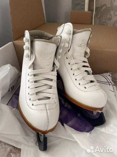 Коньки фигурные Graf etude