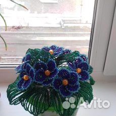 Махровая фиалка из бисера