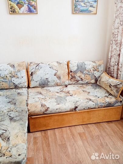 Угловой диван бу