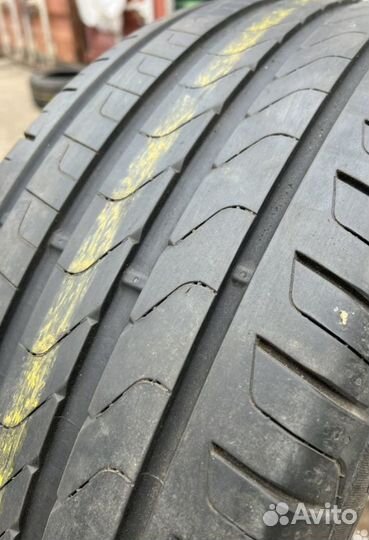 Pirelli Cinturato P7 245/45 R18