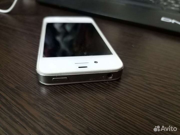 iPhone 4S, 32 ГБ