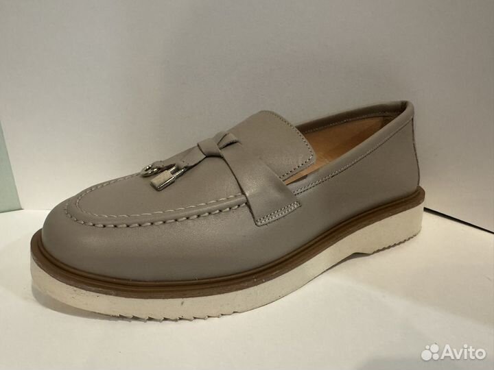 Лоферы женские Clovis