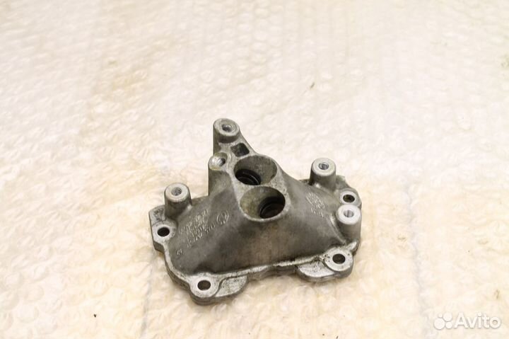 Крышка сливного маслопровода BMW X6 E71 N63B44