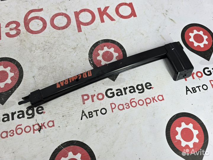 Направляющая стекла двери передней правой Geely Co