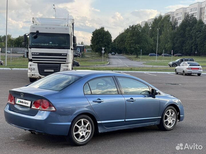 Honda Civic 1.8 МТ, 2008, 250 000 км