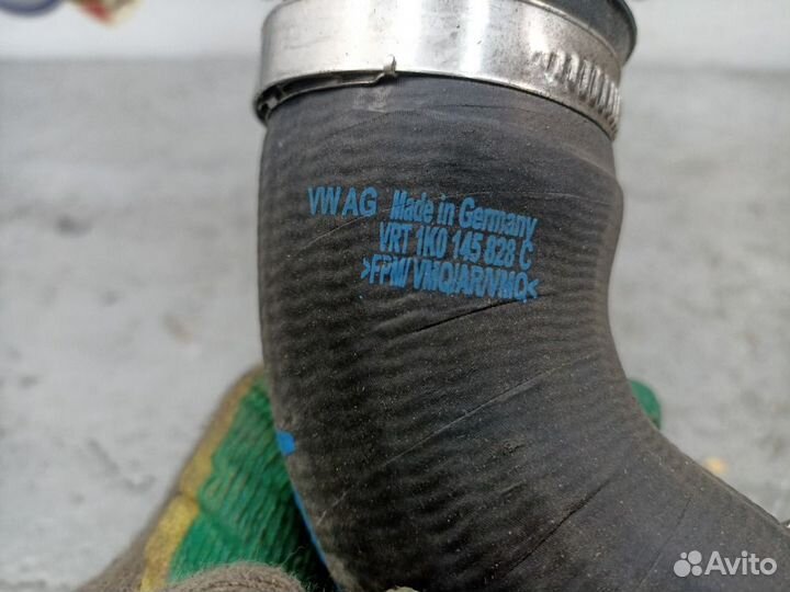 Патрубок интеркулера Volkswagen Touran 1T 1.4 CAV