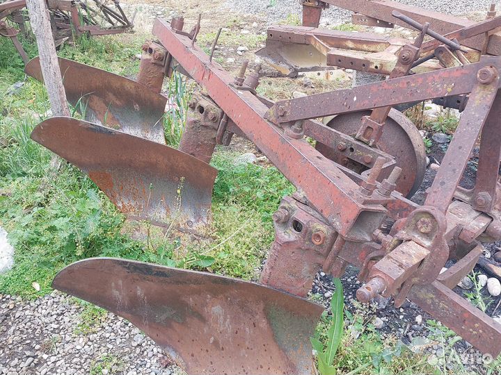 3 х корпусной плуг