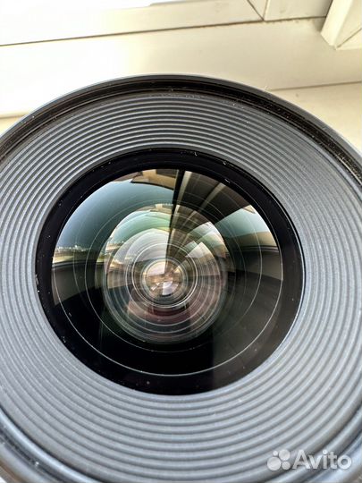 Объектив Canon EF 20mm f/2.8 USM