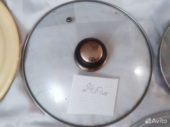 Крышки для кастрюль или сковородок