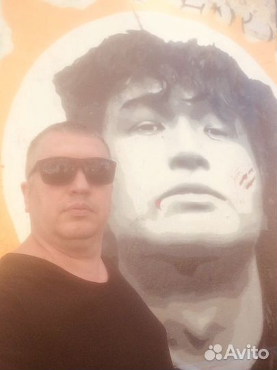 Шиномонтажник