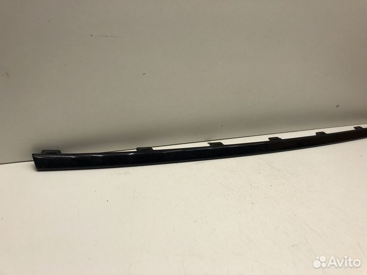 Молдинг перед бампера центр Vw Polo Sedan 11-20