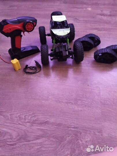 Машинка игрушка. Ride crawler